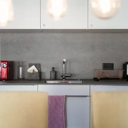 Casa Leini By Quokka 360 - Two-bedroom 3 Minutes From Lido Di Appartamento