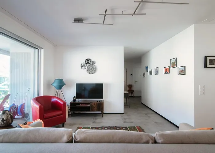 Casa Leini By Quokka 360 - Two-bedroom 3 Minutes From Lido Di *